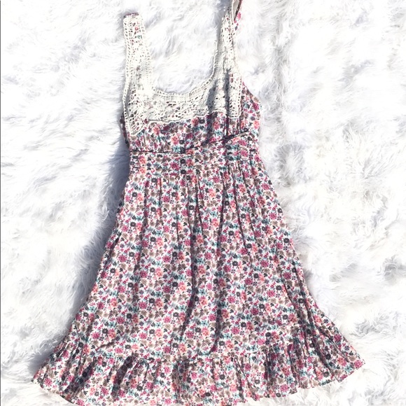 Mimi Chica Dresses & Skirts - 〰️mimi chica〰️ sundress